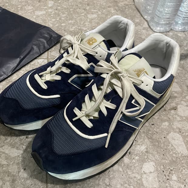 뉴발란스 574 레거시 네이비 275