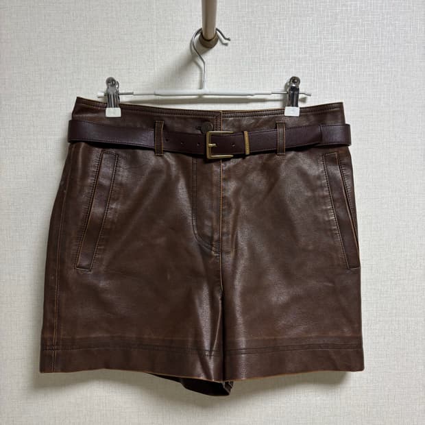 럭키슈에뜨 LUCKY CHOUETTE 브라운 인조가죽 하프 팬츠