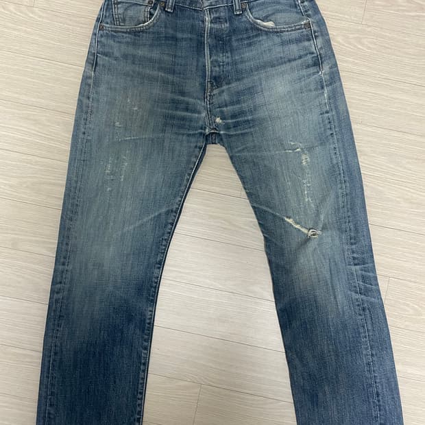 리바이스 501 (W30 L30)