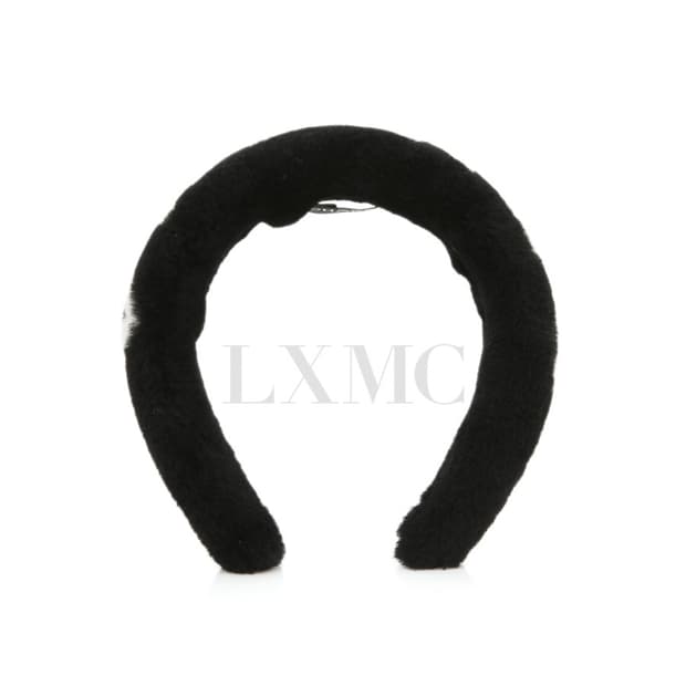 샤넬 시어링 헤어밴드 로고 레터링 밍크 머리띠 AA8510