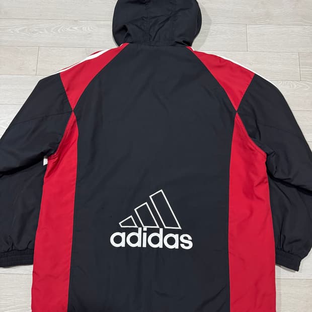 [100] 아디다스 올드스쿨 검/빨 빅로고 후드점퍼