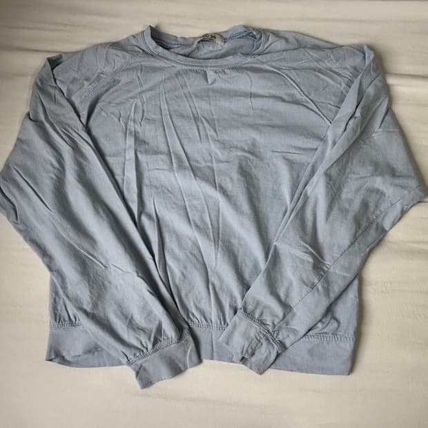 light raglan mtm top