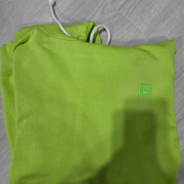 아크네 스튜디오 페리스 페이스 후드 티셔츠 라임그린 L 새상품