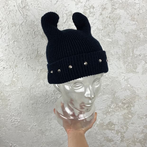 VINTAGE 스파이크 스터드 악마 뿔 비니