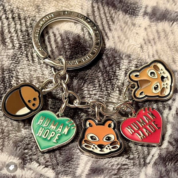 휴먼메이드 제이홉 키링