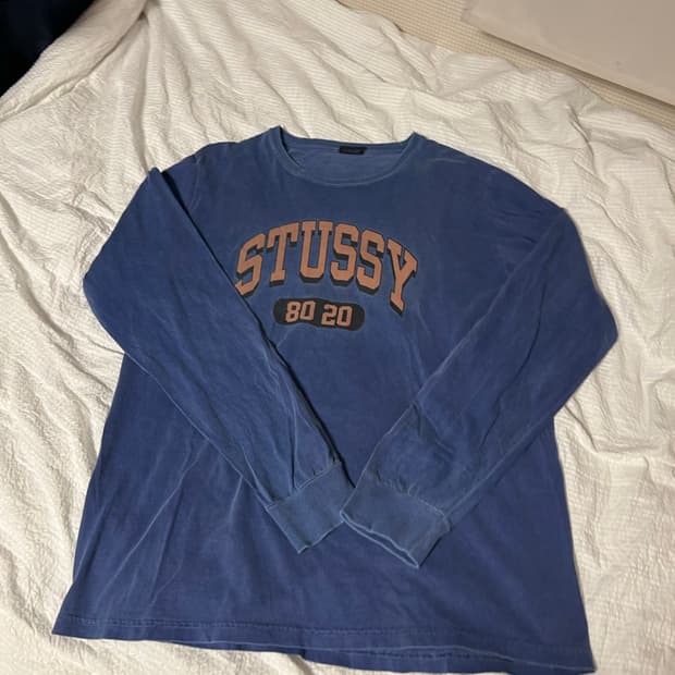 스투시 긴팔티 판매!