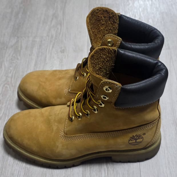 팀버랜드 6인치 프리미엄 누벅부츠(255~260)