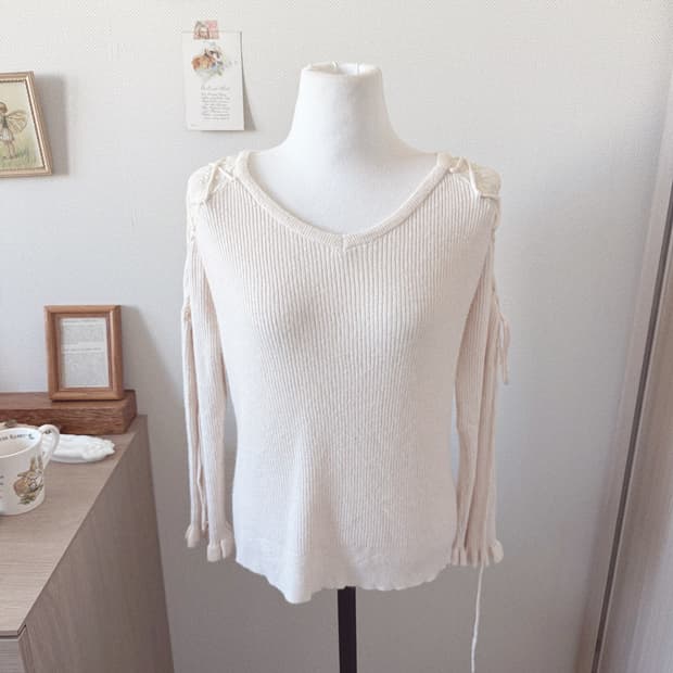 연핑크 레이스 끈 니트