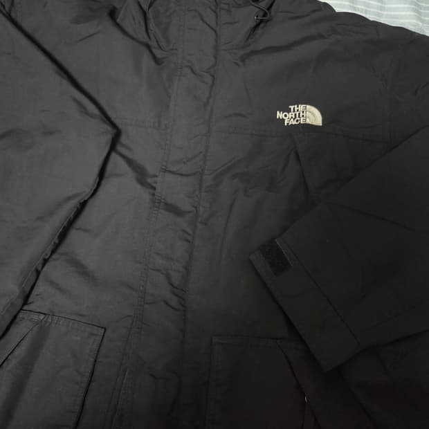 노스페이스 블랙 투웨이바람막이