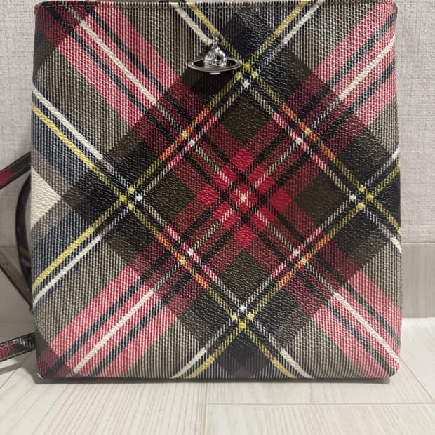 비비안웨스트우드 크로스백 