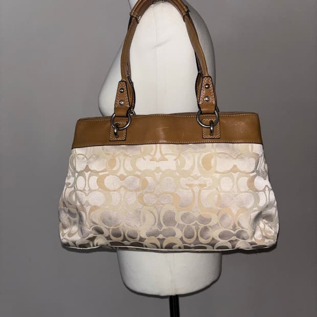Coach vintage shoulder bag