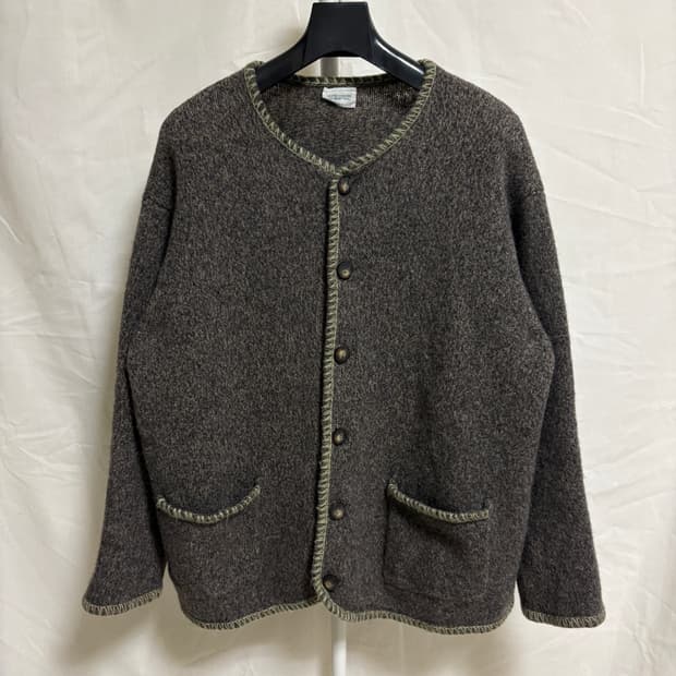베네통 Made in Italy 버진울 핸드스티치 가디건 / 브라운, M
