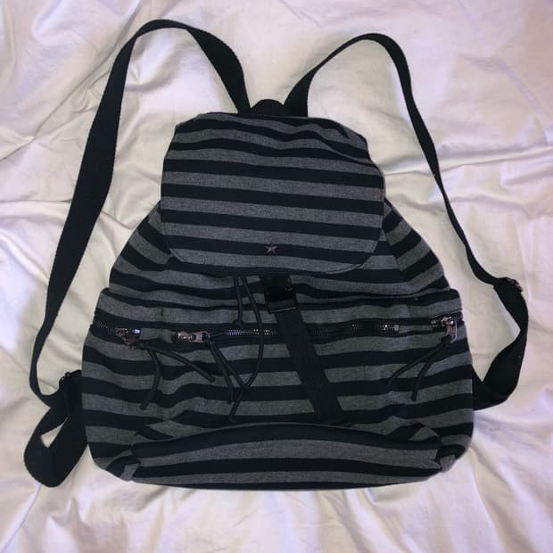 헬레네파리스 스트라이프 백팩 가방