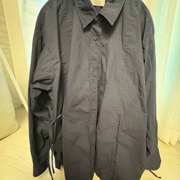 스튜디오 톰보이 셔츠 네이비