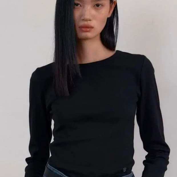 38컴온커먼 심볼롱슬리브티셔츠 블랙