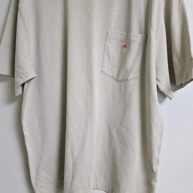 단톤 반팔 티셔츠