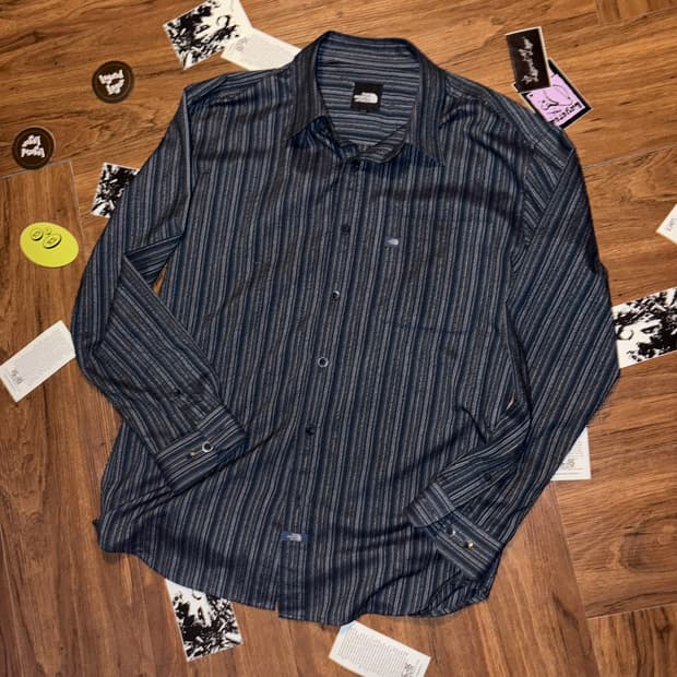 Northface blue slub stripe shirt