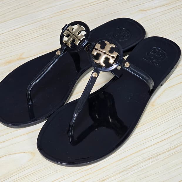 Tory Burch 토리버치 미니 밀러 플리플랍 240