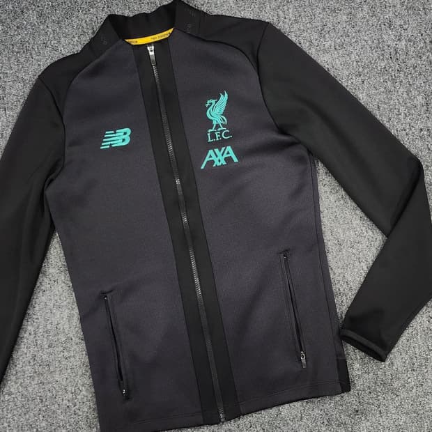 뉴발란스 19-20 리버풀 트랙 집업 구해요