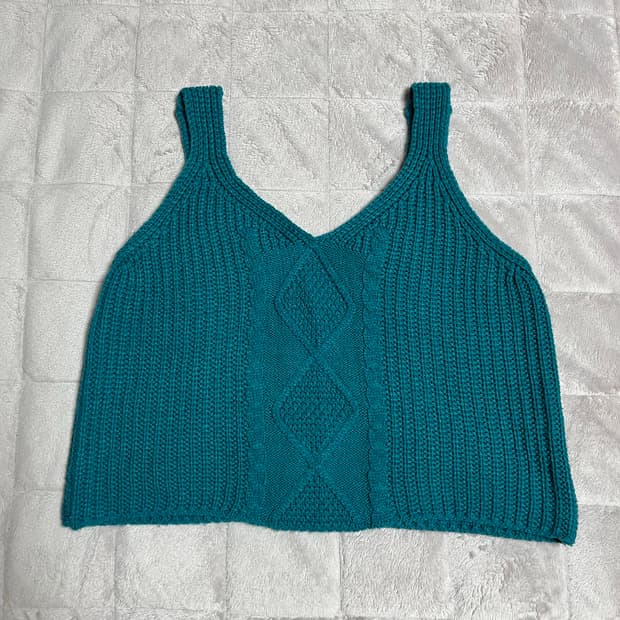 크롭 꽈배기 니트 레이어드 뷔스티에