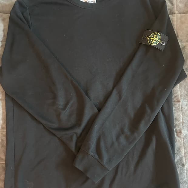 스톤아일랜드 정품 맨투맨M  급처분