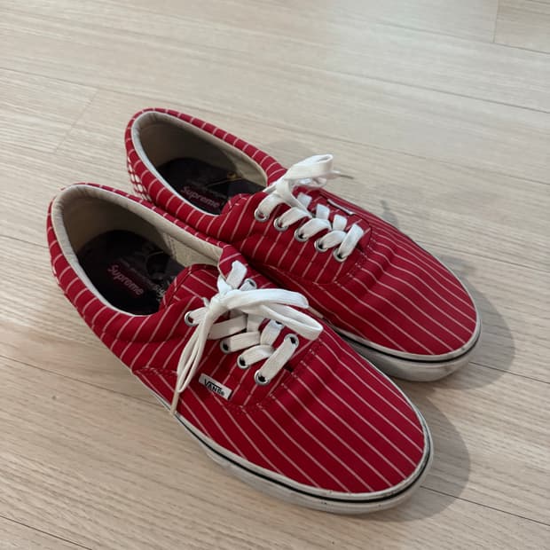 슈프림 꼼데 반스