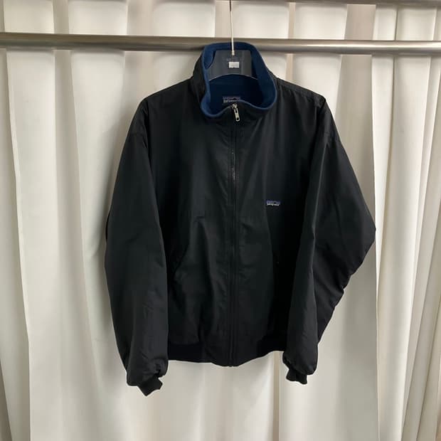 파타고니아 블랙 쉘드 신칠라 봄버 자켓 M