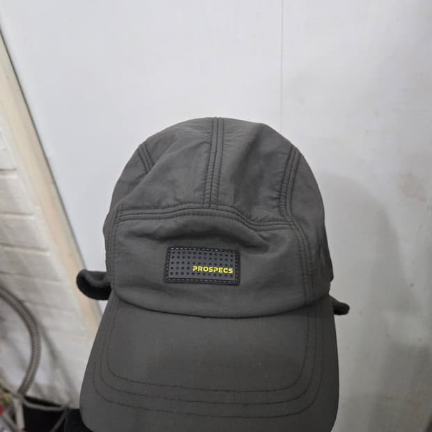 PROSPECS 프로스펙스 귀돌이 볼캡 모자! 귀 접었다 폈다 가능해요