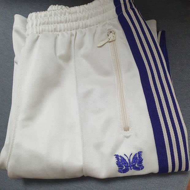 니들스 트랙팬츠 S사이즈