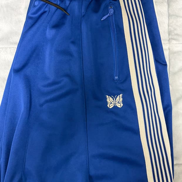 니들스 HD 트랙팬츠 로얄