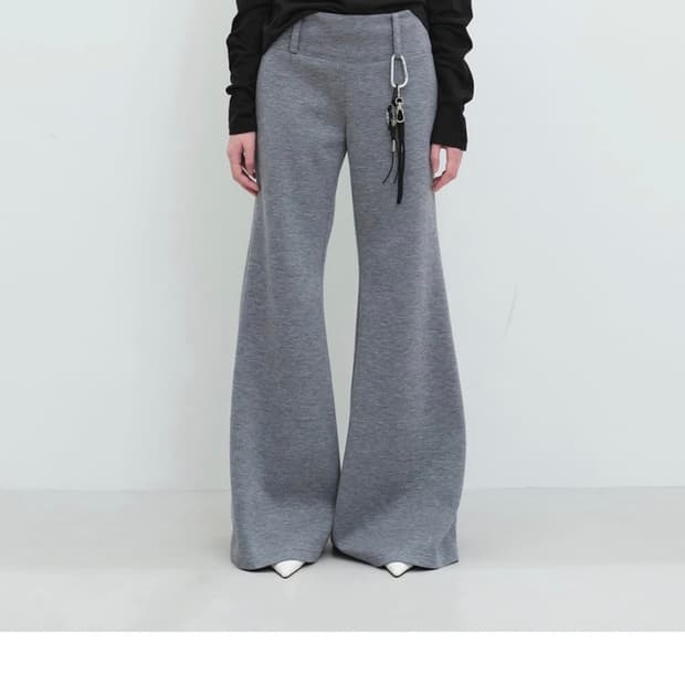 윤세 yunse Wide flare pants 구합니다