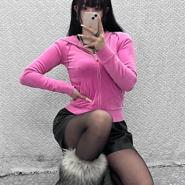 쥬시 꾸뛰르 Y2K 00's 레트로 핫핑크 벨벳 후드집업 S C10076