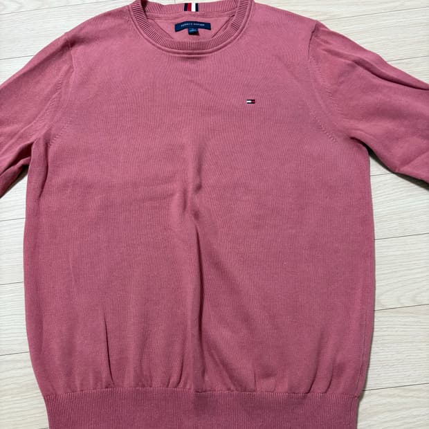 타미 니트 M사이즈 3컬러 판매합니다.