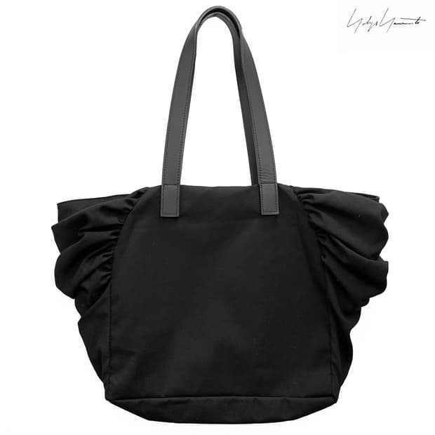 요지 야마모토 (Yohji Yamamoto +Noir)