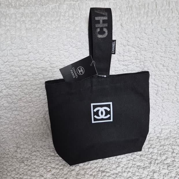 샤넬 노벨티 원핸들 에코백