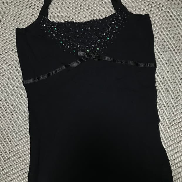 빈티지 블랙 큐빅 나시