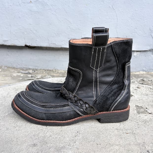 whoop de doo boots