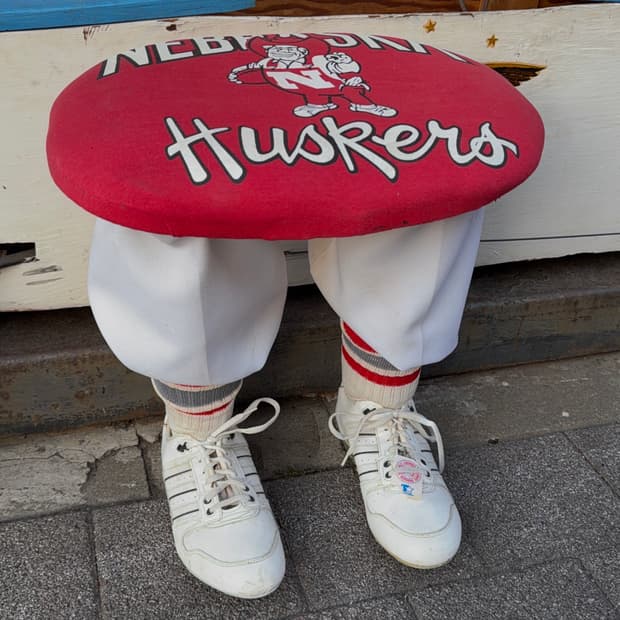 빈티지 소품 미국 허비 허스커 풋볼 스툴