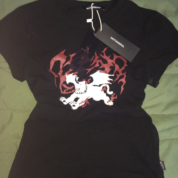 낫포너드 크롭 반팔티 새상품