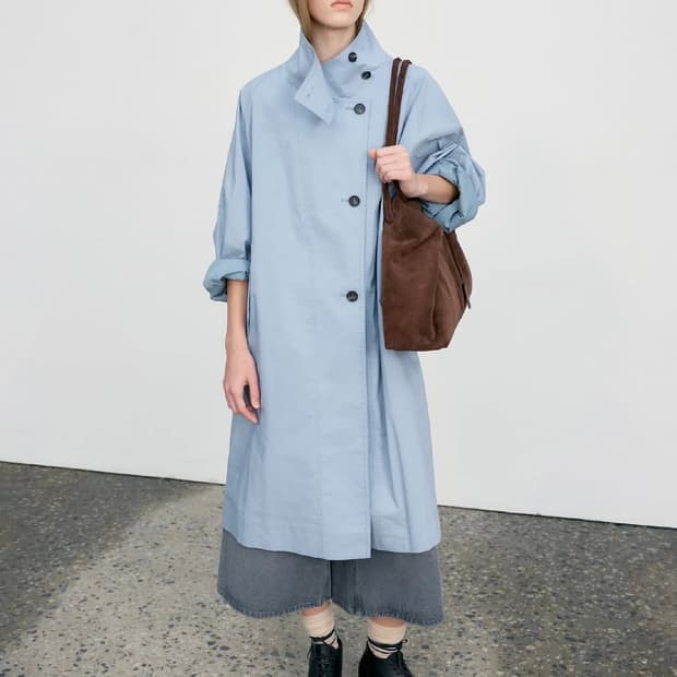 로우클래식 하이넥 트렌치 코트 Blue