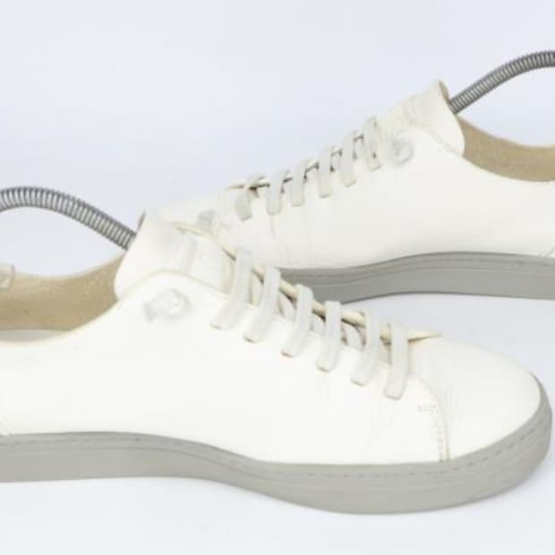 제누이오 스니커즈