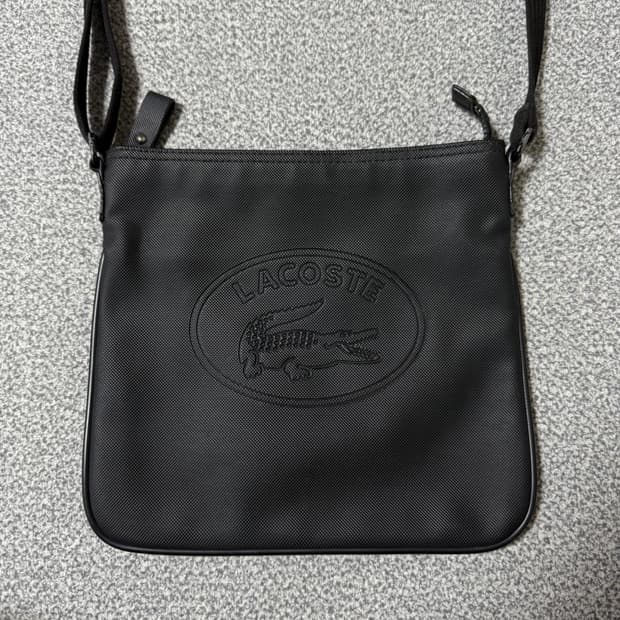 라코스테 크로스백