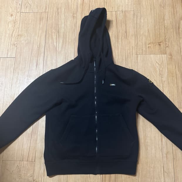 내셔널지오그래픽 검정색 후드집업