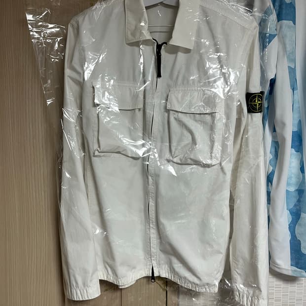 [L] 스톤아일랜드 자켓 화이트 백화점판