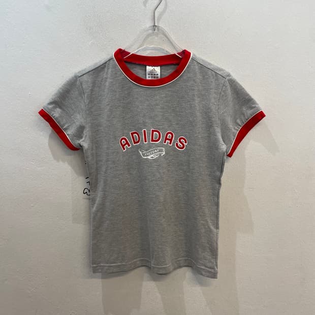 Adidas red point half T