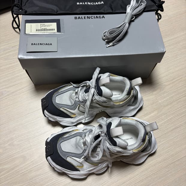 [40] 발렌시아가 카고 스니커즈 화이트 그레이