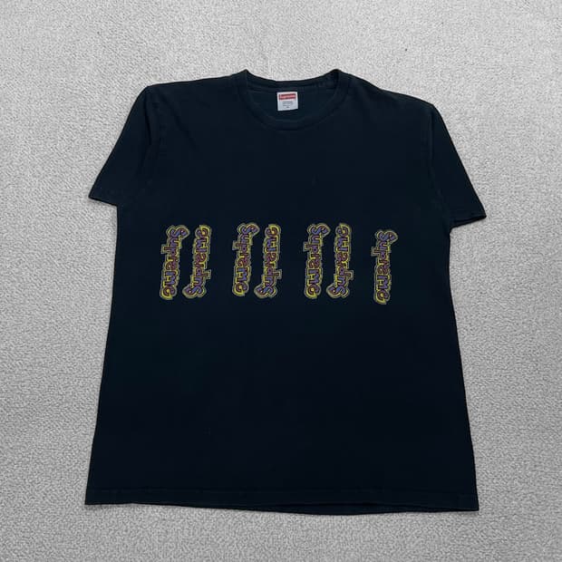 슈프림 Supreme 18ss 곤즈 로고 반팔티 블랙