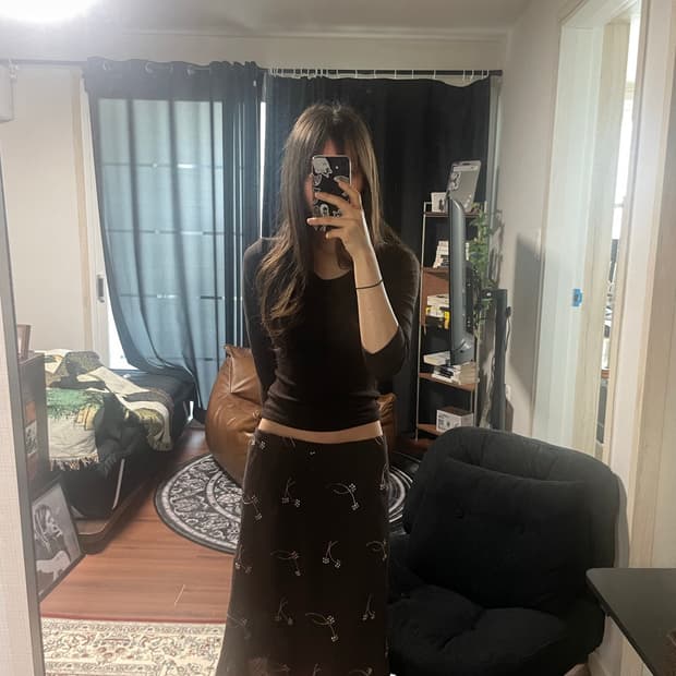Vintage flower midi skirt