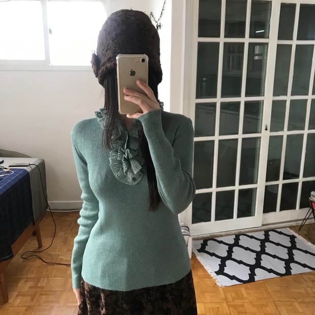 vintage pearl frill top