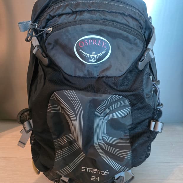 오스프리 24리터 트래킹백팩